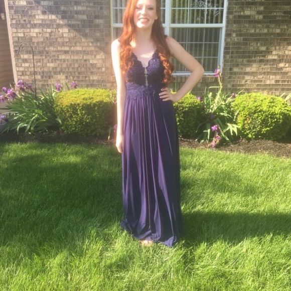 Sherri Hill Prom Dress - Picture 3 of 6